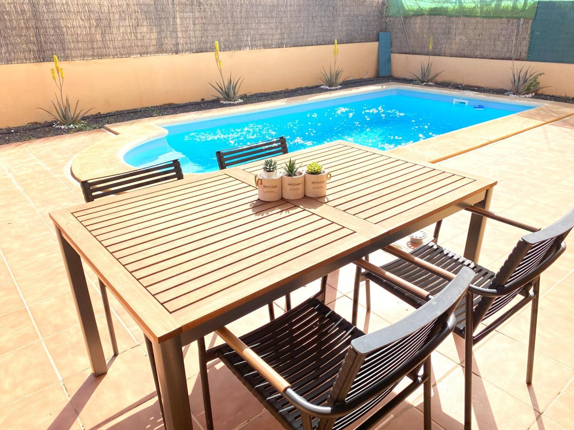 Villa Marlau Con Piscina Privada La Oliva Kültér fotó